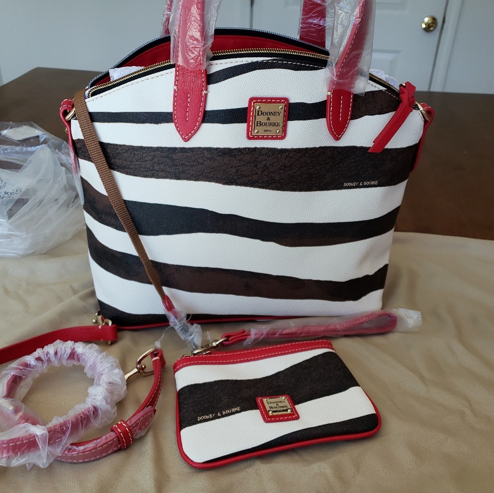 D&B Serengeti Satchel & Wristlet